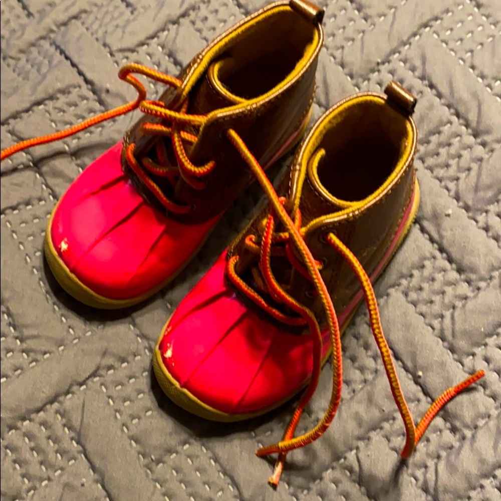 Pink size 6 toddler duck boots